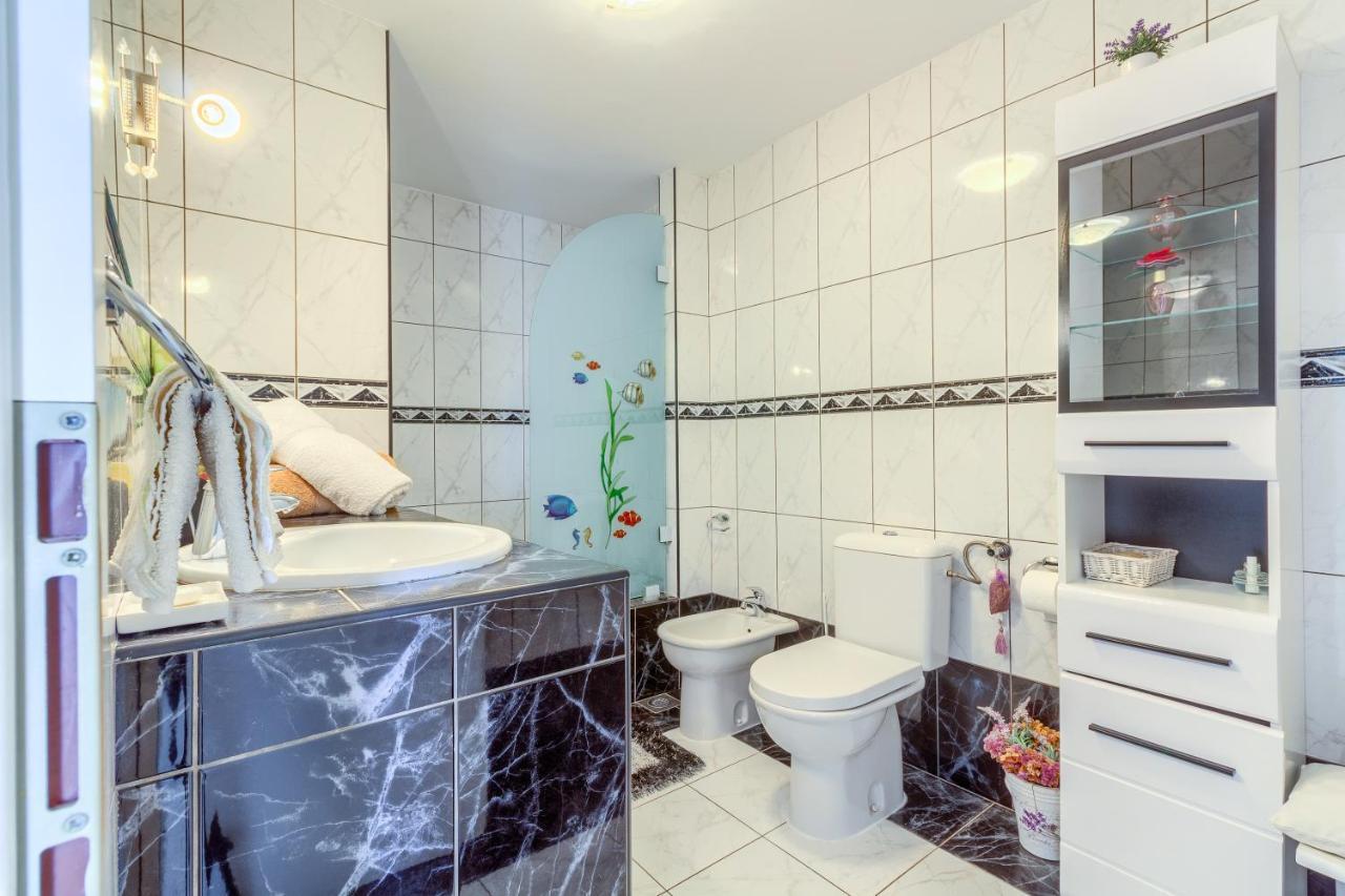 Apartments Meri Trogir Kültér fotó